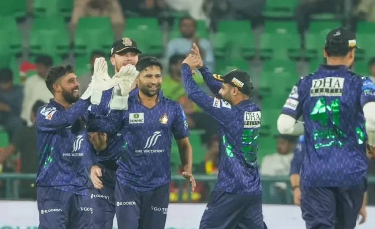 Quetta Gladiators Pull Off Thrilling Defense to Stun Karachi Kings in PSL Clash