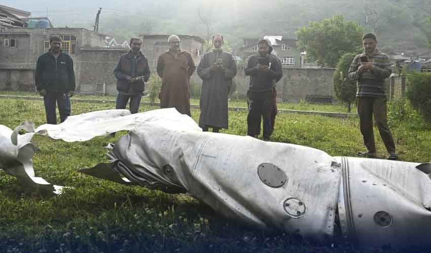 Pakistan Air Force Downs Multiple Indian Fighter Jets in Operation Bunyan-um-Marsoos: Security Sources