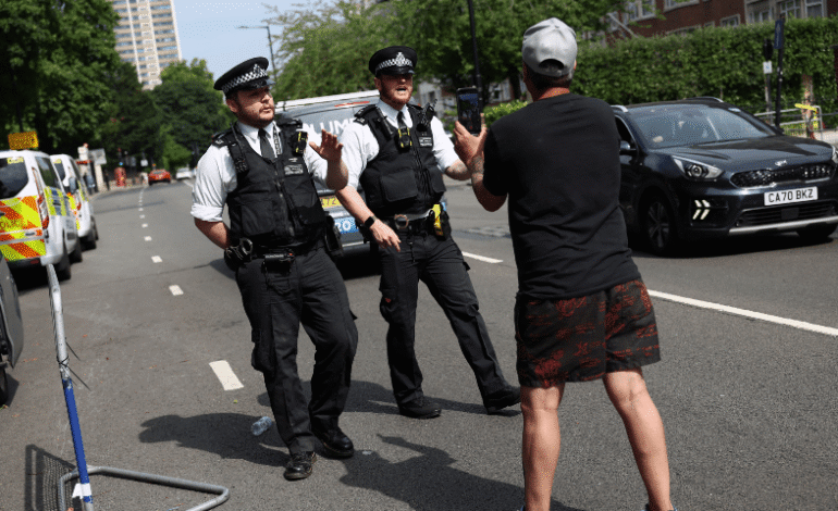 Seven Arrested After Violent Clash Outside Iran Embassy in London; UK Withdraws Staff from Tehran