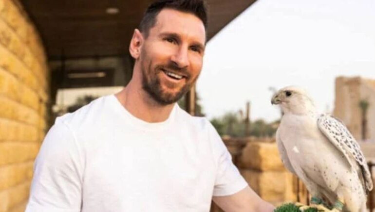 Lionel Messi accepts offer from Saudi club