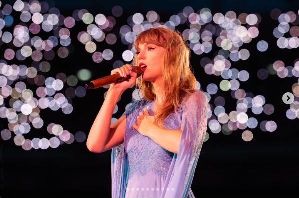 Taylor Swift relationship with Travis Kelce