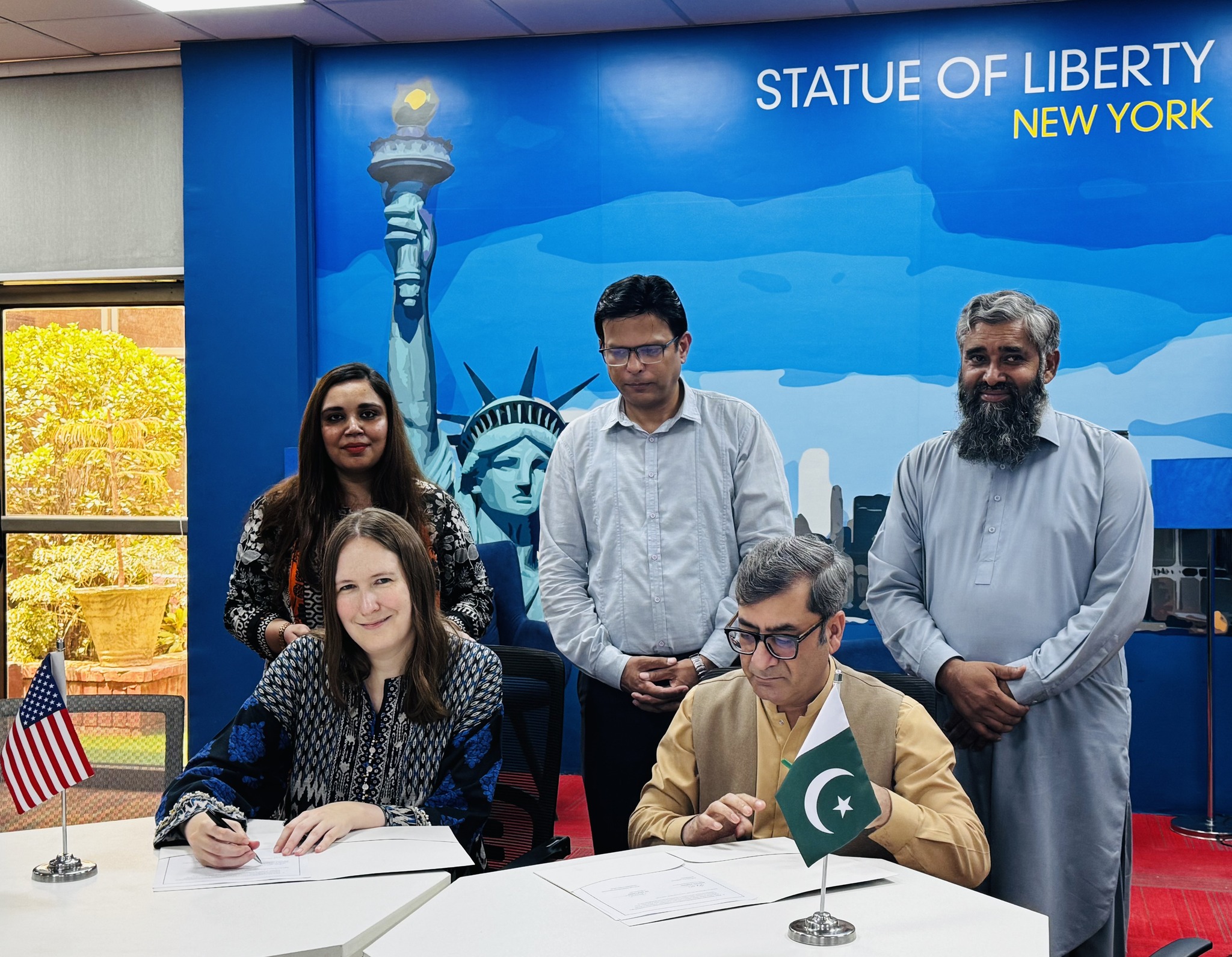 Lincoln Corner Pakistan grows new Idias and connection thrive: US GC Hawkins