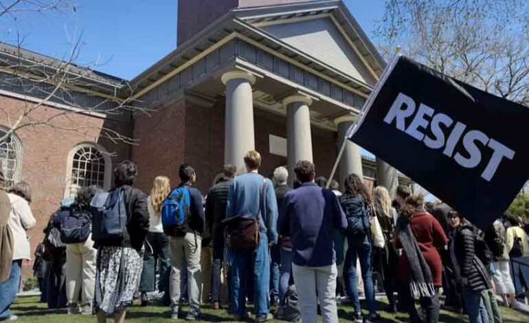 Judge Blocks Trump’s Ban on International Harvard Students