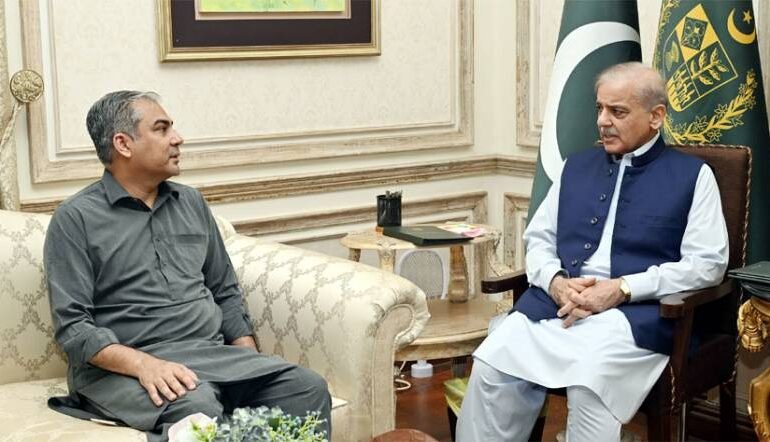 PM and Interior Minister Praise Forces for Peaceful Youm-e-Ashura Nationwide