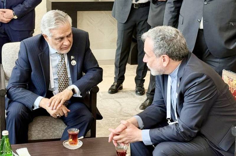 Ishaq Dar, Iranian FM Discuss Regional Developments at ECO Summit