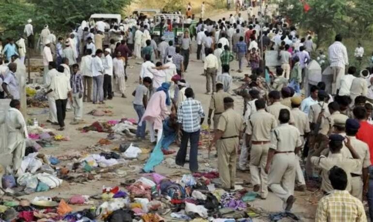 Six Killed in Temple Stampede at Mansa Devi Shrine in Uttarakhand, India