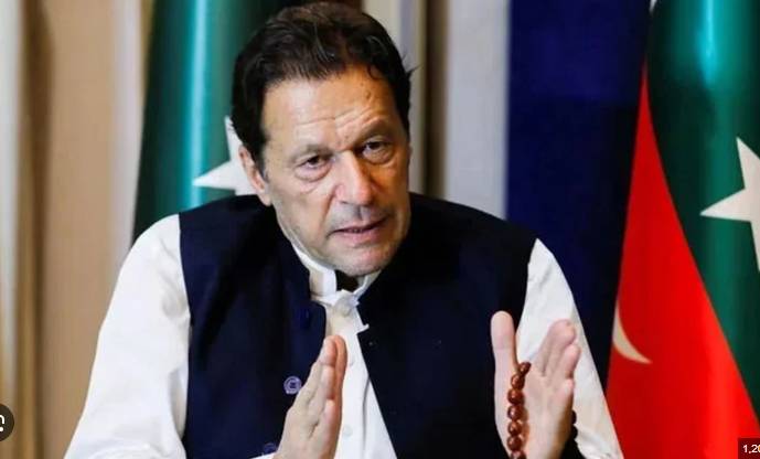 PTI Leaders Remain Silent on Imran Khan’s Social Media Directives