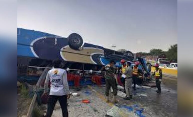 Eight Killed, 18 Injured as Passenger Bus Overturns on M-2 Motorway near Chakwal