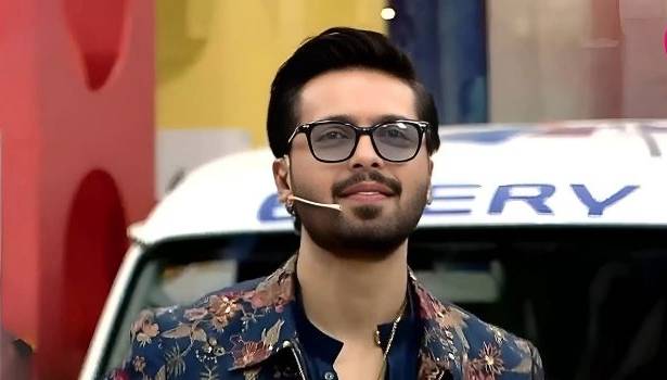Fahad Mustafa Bursts Out Laughing at Rabya Kulsoom and Rehan Nazmi’s