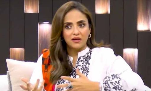 Nadia Khan threatens legal action against artists for making personal attacks
