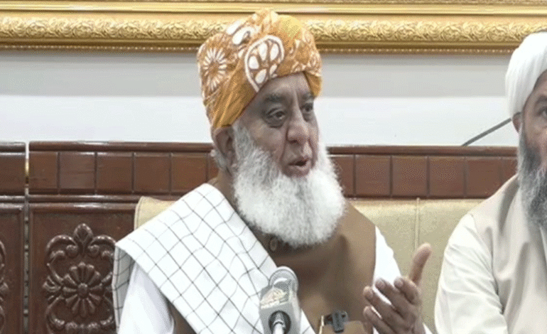 JUI-F chief Fazlur Rehman urges change in KP govt