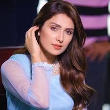 ‘back to work’Ayeza Khan after vacations