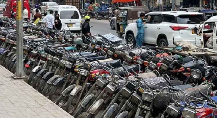 Sindh Government Abolishes Parking Fees on Karachi Roads