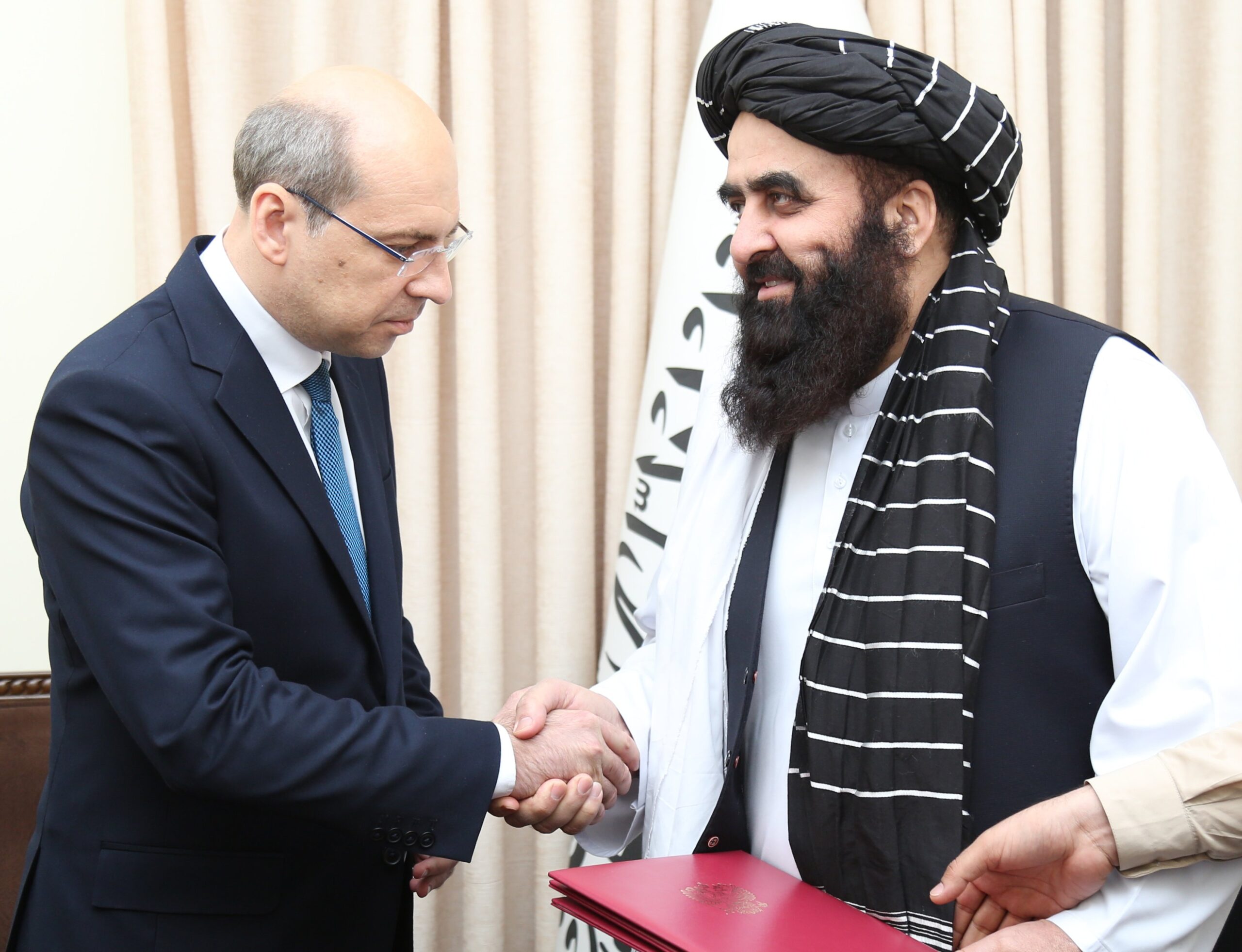 Russia recognizes Afghan Taliban government