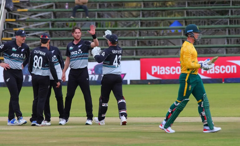 New Zealand Bowlers Set Up Easy Win Over South Africa