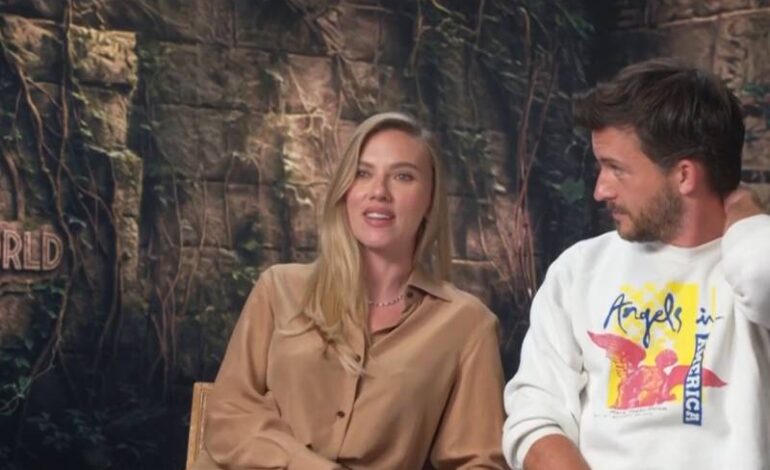 Bryce Dallas Howard Welcomes Scarlett Johansson to the Jurassic World Family