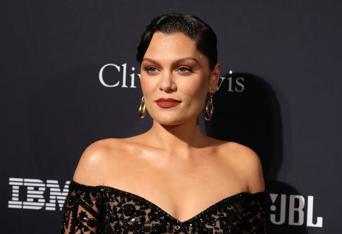 Jessie J was hospitalized for six weeks due to pain after breast cancer surgery