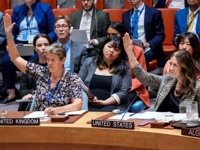 UN Reimposes Arms Embargo, Sanctions on Iran Over Nuclear Deal Breach