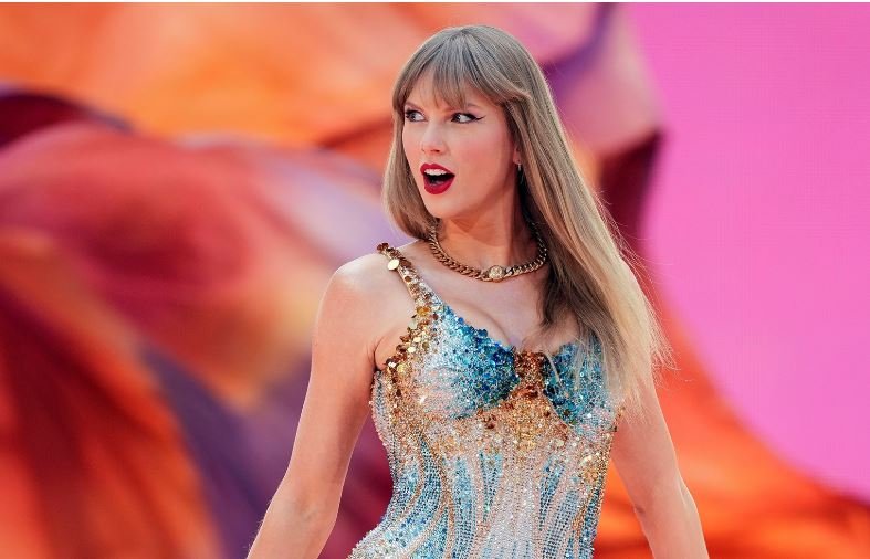 Taylor Swift gets cop arrested