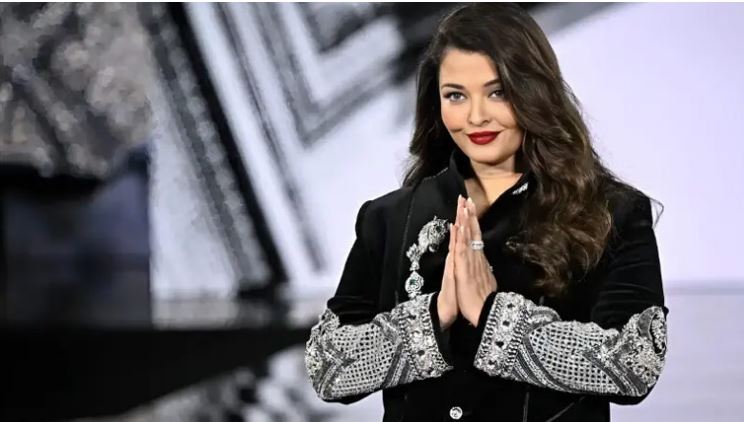 Aishwarya Rai’s diamond-studded sherwani is the center of attention at Paris Fashion Week