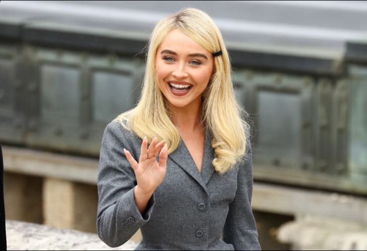 Sabrina Carpenter shares conflicted emotions regarding men