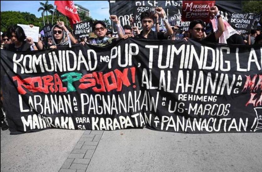 Thousands protest in the Philippines over massive corruption scandal