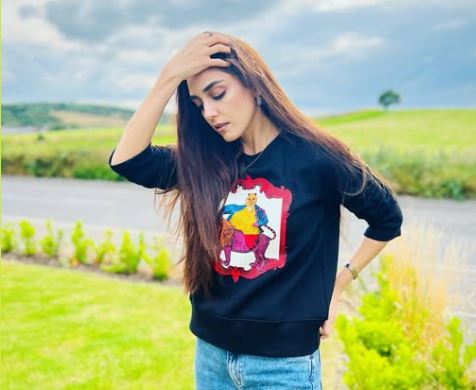 Maya Ali says will not marry merely because of pressure