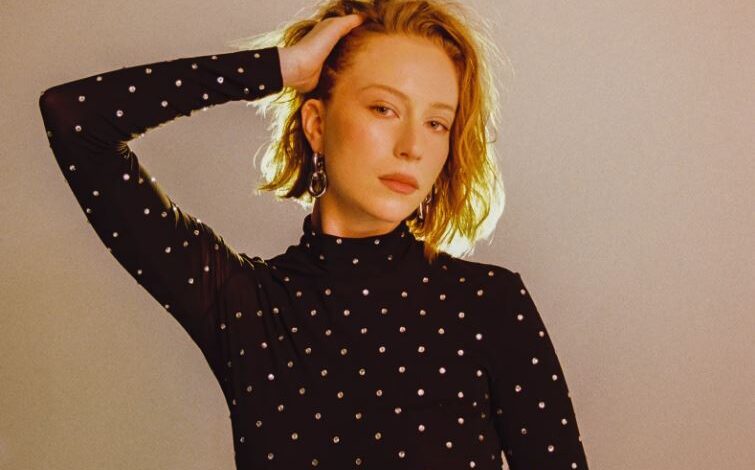 Actress Hannah Einbinder urges ‘Jews of conscience’ to reject Zionism