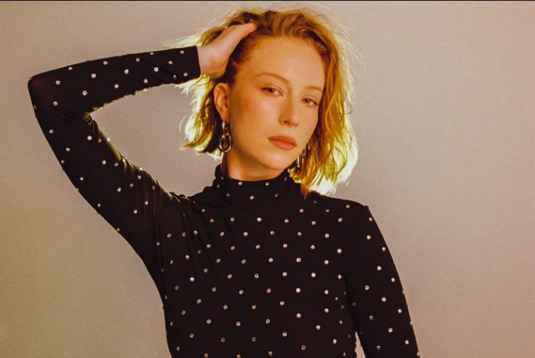 Actress Hannah Einbinder urges ‘Jews of conscience’ to reject Zionism