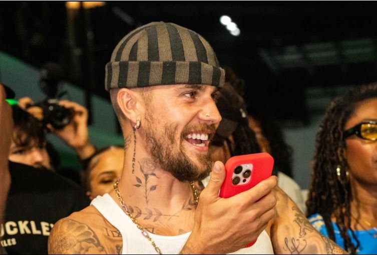 Justin Bieber announces ‘Swag ll’ will arrive Friday