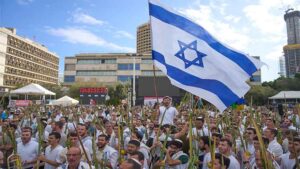 Israel strikes southern Gaza in test of ceasefire