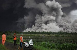 Volcano eruption forces the rescue of more than 170 climbers on Indonesia’s Mount Semeru
