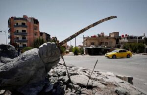 Druze groups and Syrian forces exchange ceasefire violation claims as clashes in Sweida resume