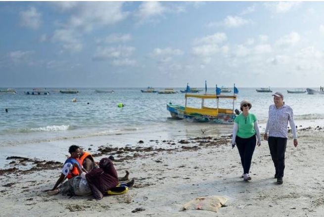 Sun, sea, sand… In Somalia? Tourism trickles in despite insecurity