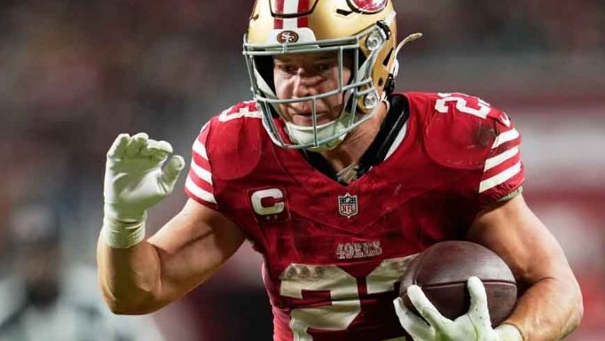 Christian McCaffrey’s big night leads 49ers to 20-9 victory over Panthers