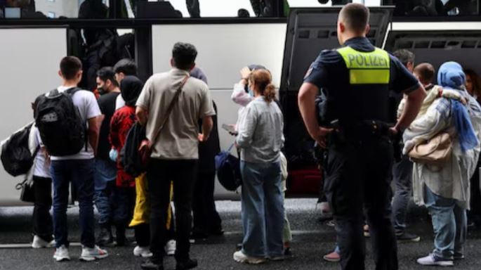 Germany offers to pay Afghans to drop relocation plans