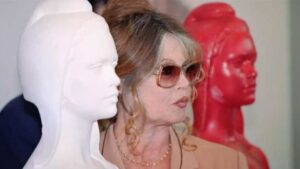 Bardot: from defending sheep to flirting with the far right