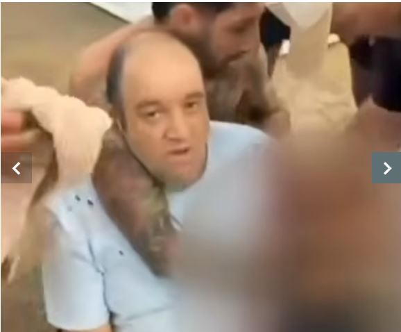 Australia hails ‘hero’ who stopped gunman in his tracks