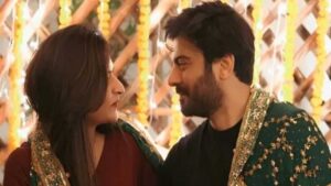 Fawad Khan, Sadaf Khan celebrate 21st wedding anniversary in style