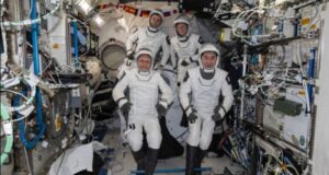 ISS crew splashes down on Earth after medical evacuation: NASA video
