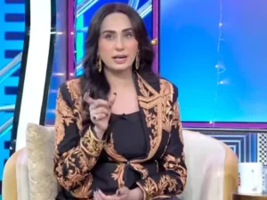 Punjabi actress Deedar appears on an Eid special program where she accused fellow Pakistani star Resham of destroying homes and lives based on years of personal experience.