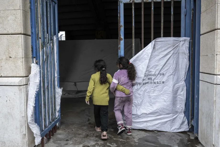 Displaced Lebanese children seek shelter as UNICEF reports 19,000 children forced from their homes daily amid Israeli strikes across Lebanon