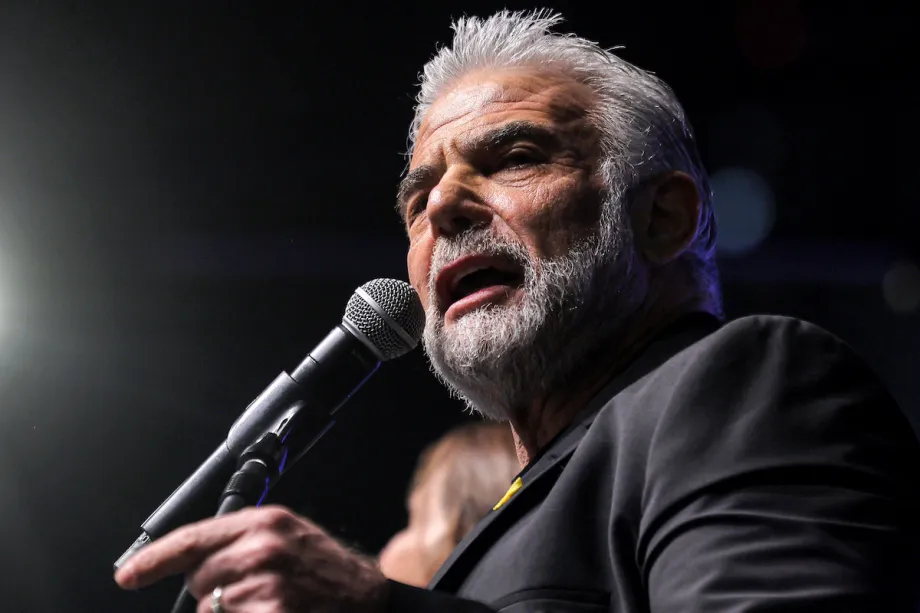 Israeli opposition leader Yair Lapid warns that the government is sending the IDF into a multi-front war without adequate strategy, resources, or troop numbers