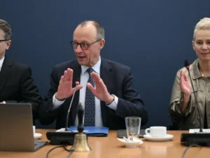 Merz Backs US-Israel War Aims but Urges Early End, Citing Global Economic Fears