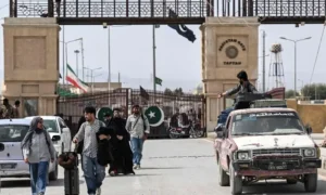 ‘We Saw Missiles Being Fired’: Pakistanis at Taftan Border Describe Scramble to Leave Iran