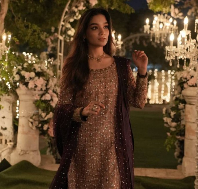 Romaisa Khan-ba