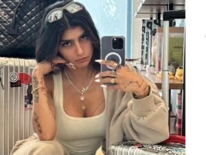 Mia Khalifa speaks out against US and Israeli airstrikes on Lebanon, calling for accountability at The Hague.