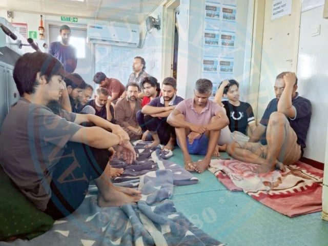 Somali pirates demand direct talks Pakistan