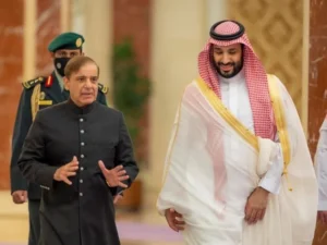 Saudi Arabia calls for de-escalation, restraint, and support for Pakistani mediation efforts to reach political settlement between Iran and US amid Gulf tensions.