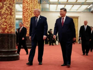 Donald Trump and Xi Jinping agree the Strait of Hormuz must remain open as US-China talks focus on Iran, trade, Taiwan, and global economic stability.